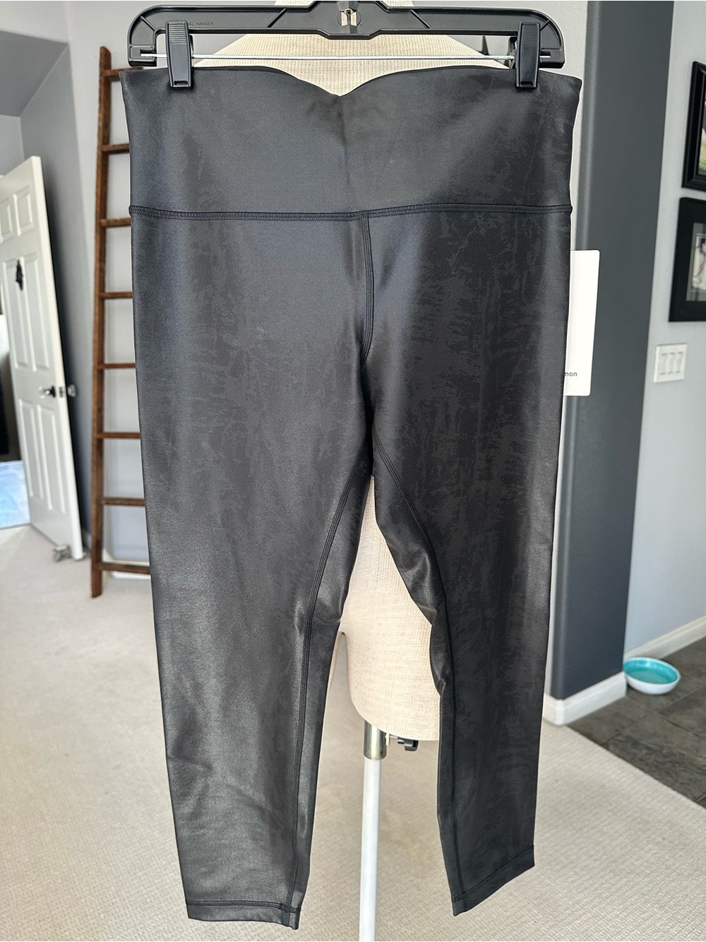 Lululemon NWT Wunder Train Matte Foil Leggings size 12